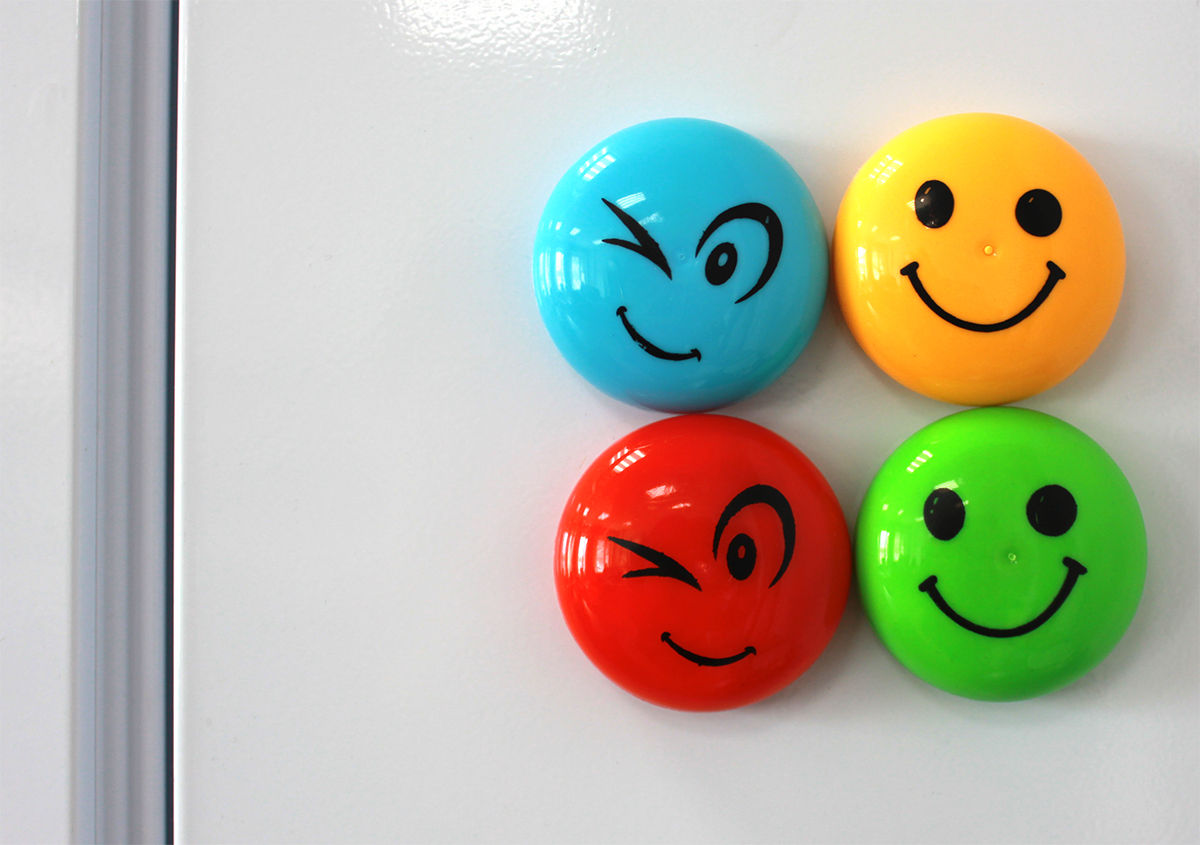 СМАЙЛИК
драже с магнитом